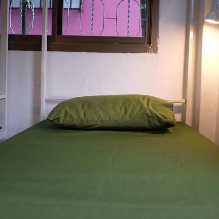 Mint Hostel Bangkok Esterno foto