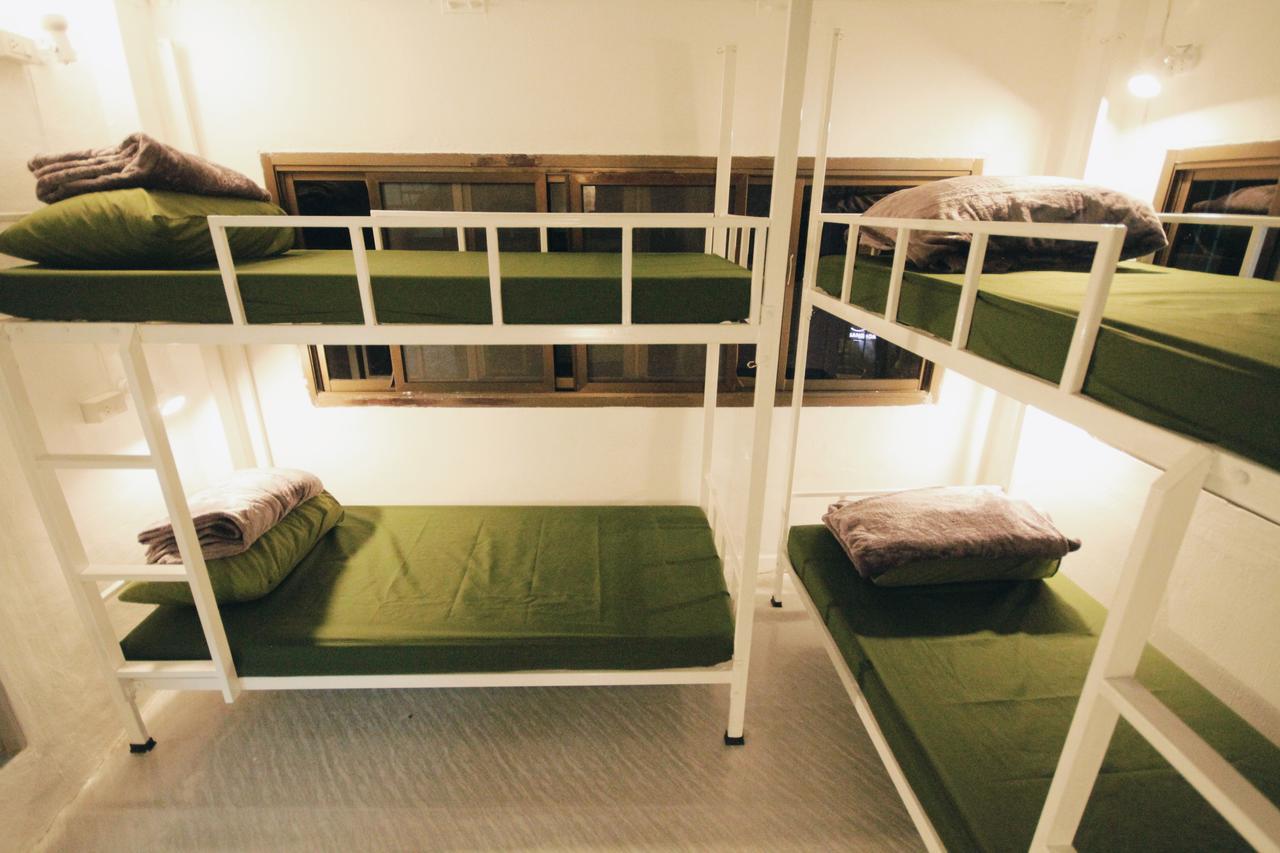 Mint Hostel Bangkok Esterno foto