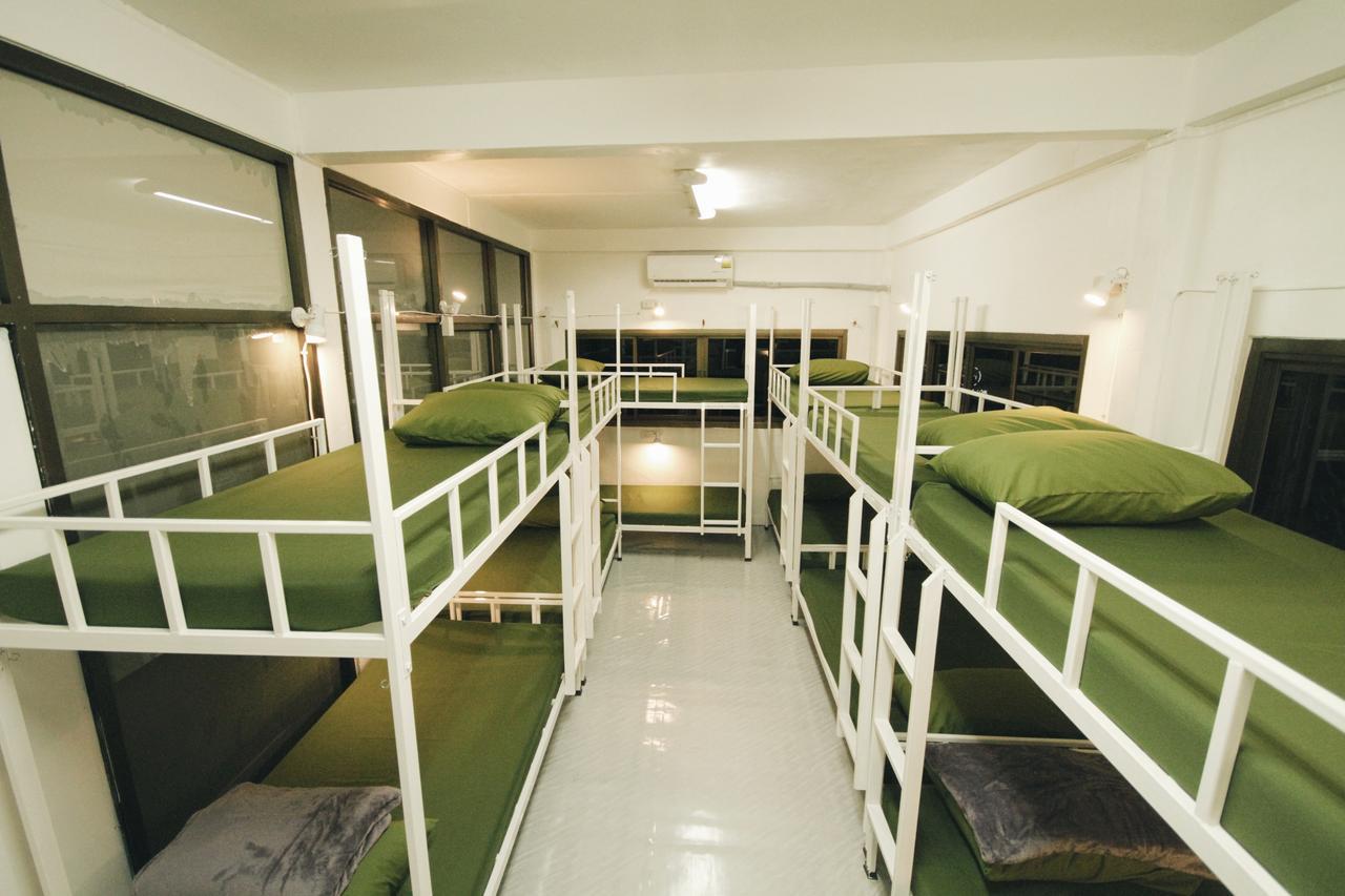 Mint Hostel Bangkok Esterno foto