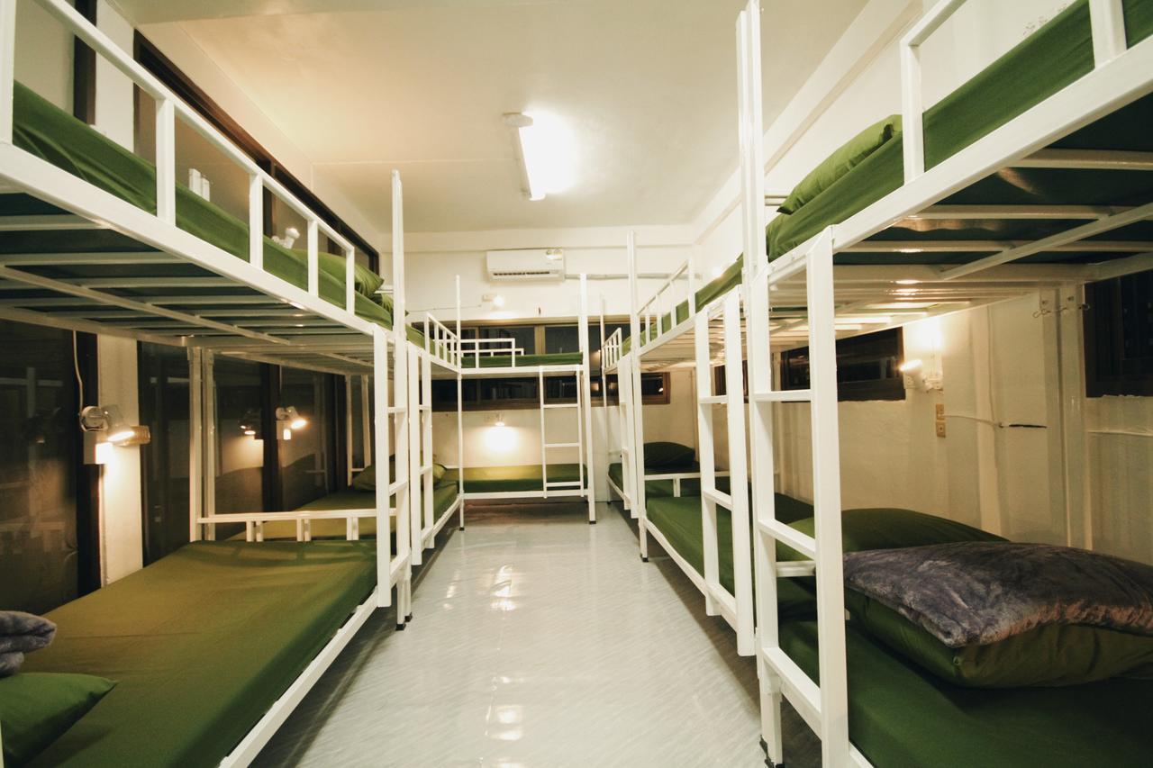 Mint Hostel Bangkok Esterno foto