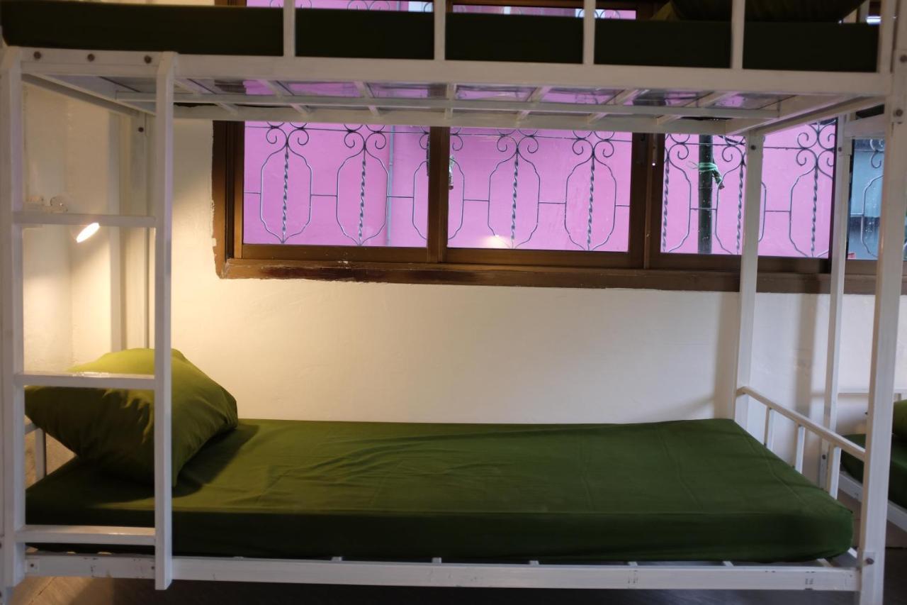 Mint Hostel Bangkok Esterno foto